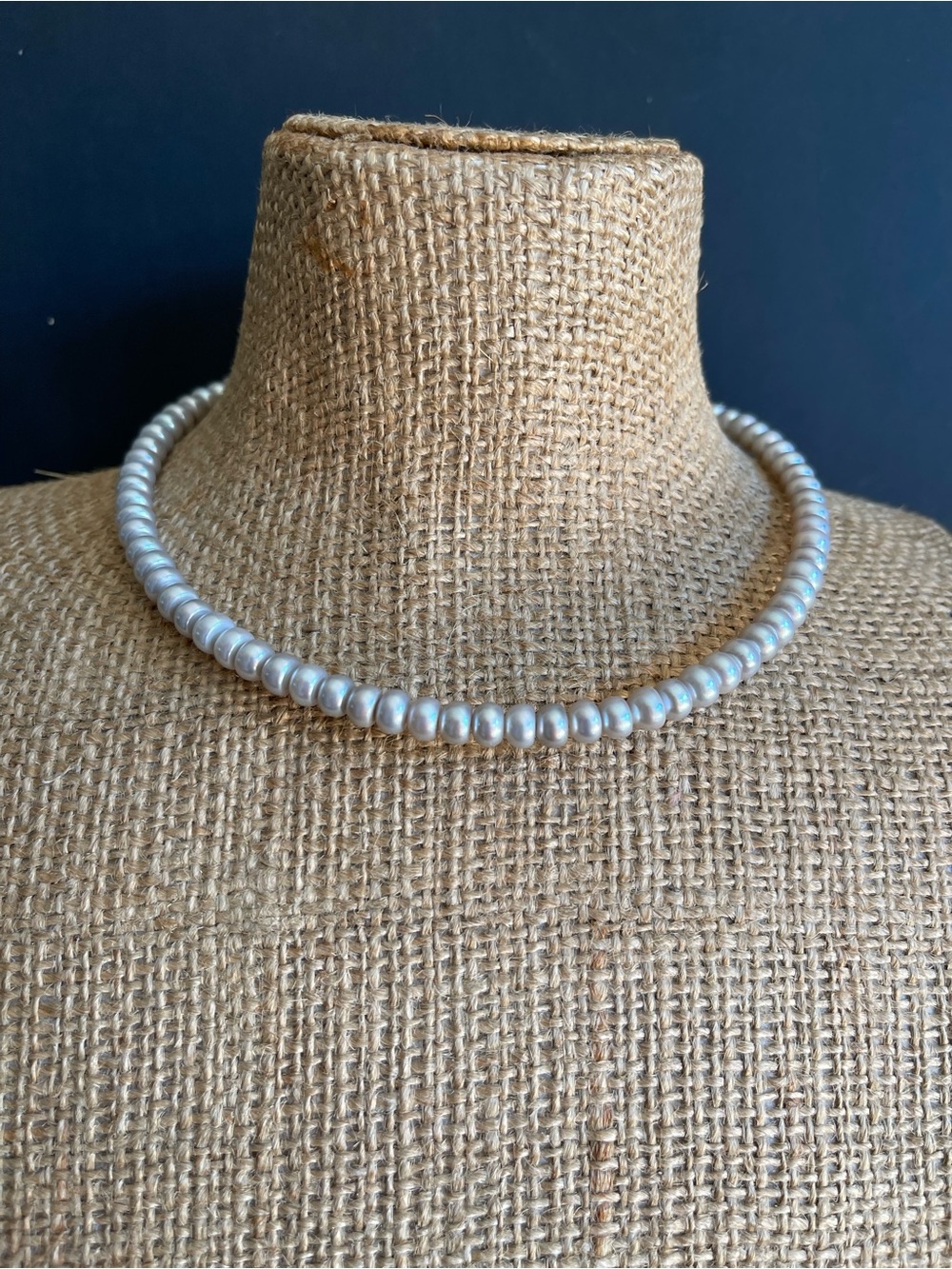 Classic genuine freshwater Silver Pearl Bead wire Choker Necklace